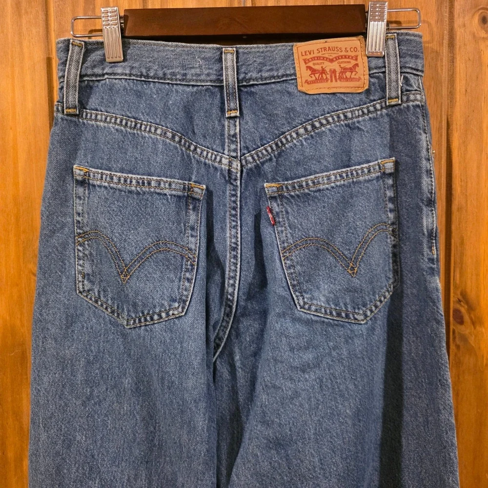 Levis high waisted
